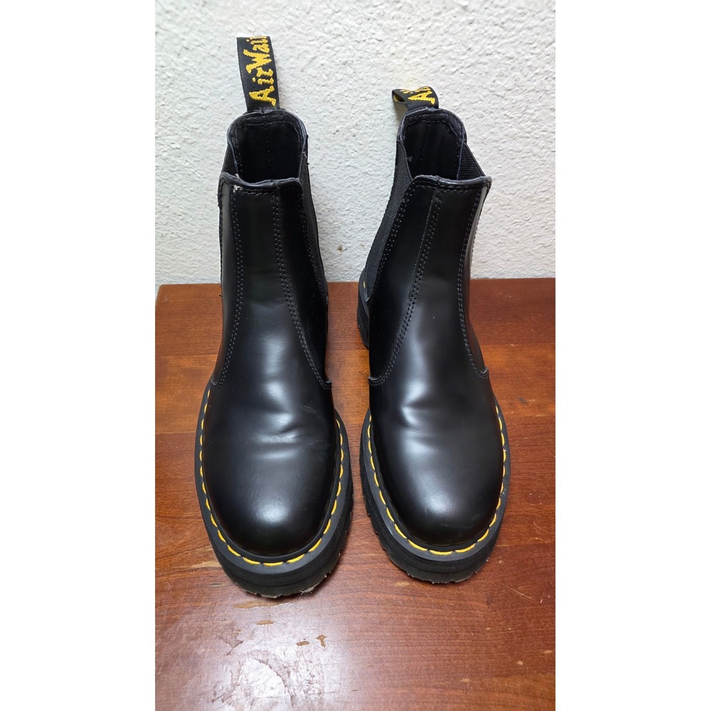Dr. Martens 2976 Quad Chelsea Boots Men's 7 Women's 8 Black Leather Platform